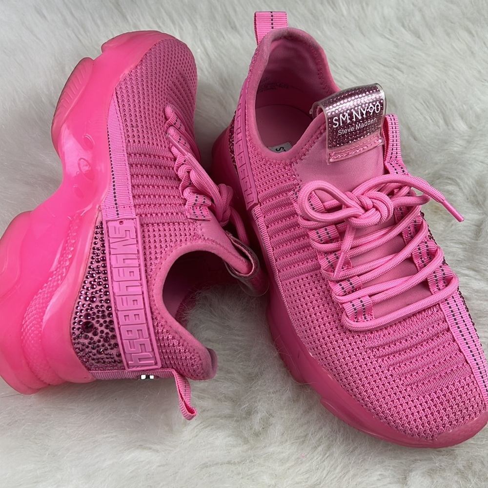 Steve Madden Women’s Maxima Pink Sneaker Size 7.5